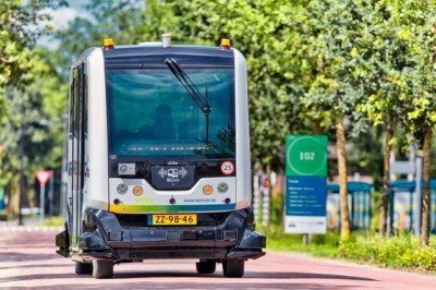 Hollanda Sokaklarında Şoförsüz Toplu Taşıma Aracı!