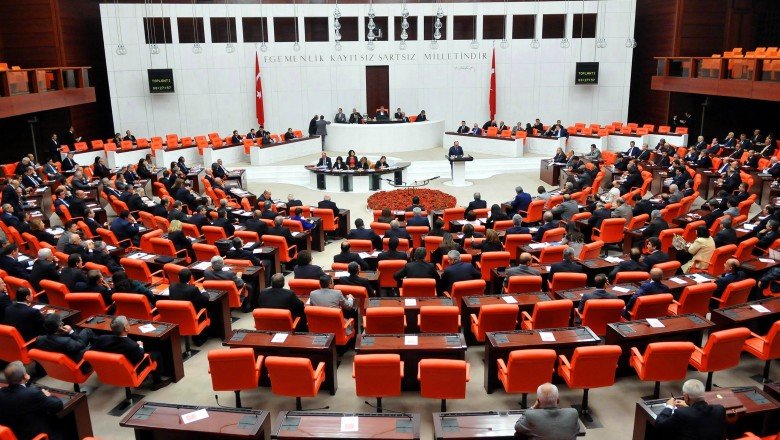 Son Dakika Mecliste 3 Parti Ortak İmza İle KUD&Uuml;S Bildirisi Yayınladı!